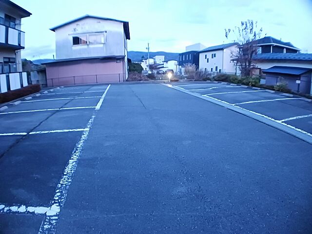 4 / 4