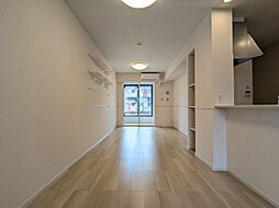 ラ・スペランツァVI 104 1階1LDKのリビング/ダイニング