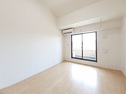 レゴリス 202 2階2LDKのリビング/ダイニング