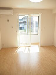 カルムセゾン 101 1階1Kのリビング/ダイニング