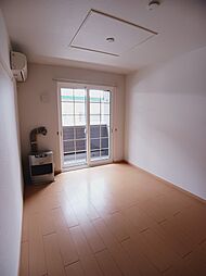 ライト　スプリング 102 1階2DKのリビング/ダイニング