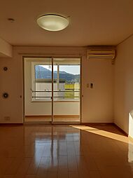 Ｉｎｔｅｒ　Ｏｎｅ　II 102 1階ワンルームのリビング/ダイニング