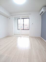 マニフィック北半田II 203 2階1LDKのリビング/ダイニング