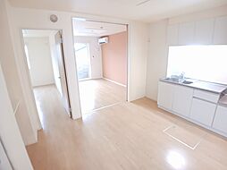 サン・フィオーレ　I 103 1階2DKのリビング/ダイニング