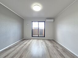 ミッドレジデンス角田 203 2階ワンルームのリビング/ダイニング