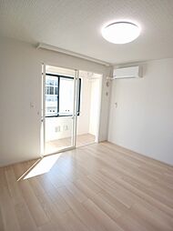 ライツハウスＥ 101 1階1Kのリビング/ダイニング