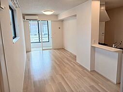 シャルール 105 1階1LDKのリビング/ダイニング