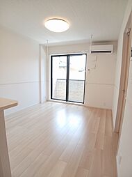 エスプレッシーヴォ 104 1階2LDKのリビング/ダイニング