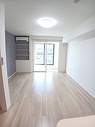 ファイアブルーム大森 203 2階ワンルームのリビング/ダイニング