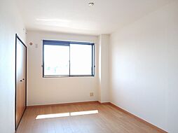 ヴィル・フォーレIＡ 202 2階2DKの室内