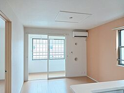 グッド・ラックＢ 201 2階2LDKのリビング/ダイニング