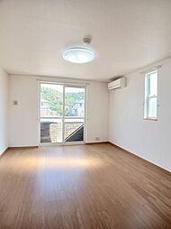 ヌォーヴォ　ヴェント 103 1階ワンルームのリビング/ダイニング