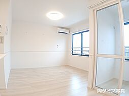 マハロＢ 202 2階1LDKのリビング/ダイニング