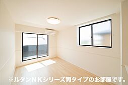 イーストブルー　II 204 2階2LDKのリビング/ダイニング