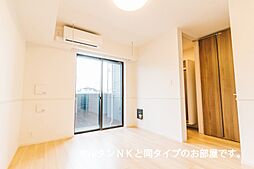 ブレッザ　フィールド　Ｂ 102 1階1LDKのリビング/ダイニング