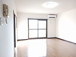 ユーミー堀川 302 3階2LDKのリビング/ダイニング