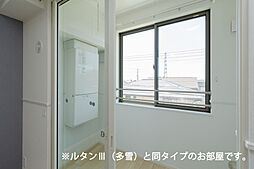 ヴィラアミング　III 305 3階2LDKの室内