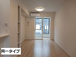 パートナー　II 102 1階1LDKのリビング/ダイニング