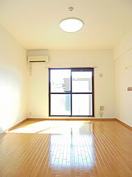 アーデント・インプレス　Ｂ 304 3階ワンルームのリビング/ダイニング