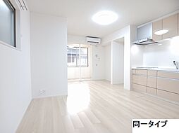 メンリッヒェン・ウッド 104 1階1LDKのリビング/ダイニング