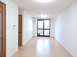 セトル・クレール 202 2階1LDKのリビング/ダイニング