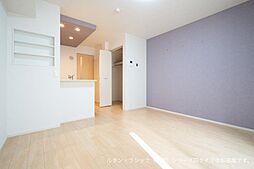 リズブラン　モーム 104 1階ワンルームのリビング/ダイニング