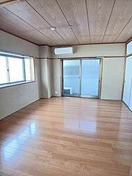 コーポＴ142 205 2階4LDKのリビング/ダイニング