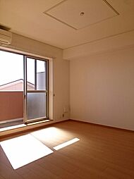 ファースト　ブリッジ上青山 303 3階2LDKのリビング/ダイニング