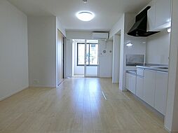 ハピネス 104 1階1LDKのリビング/ダイニング