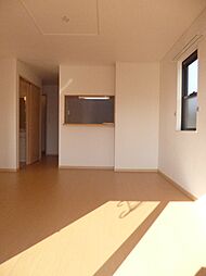 パエーゼ 101 1階2LDKのリビング/ダイニング