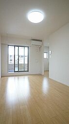 ミルト・ソレイユ 204 2階1LDKのリビング/ダイニング