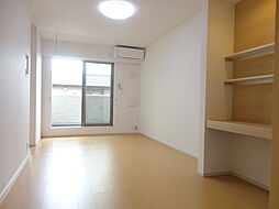 メゾンプリート 203 2階1LDKのリビング/ダイニング