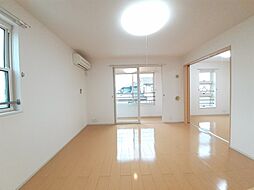 チマ・ピッコラ 203 2階1LDKのリビング/ダイニング