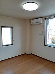 メバルステート 201 2階1Kのリビング/ダイニング