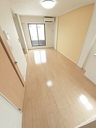 イシュメールメゾン 201 2階1LDKのリビング/ダイニング