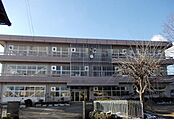 【小学校】醸芳小学校まで210ｍ