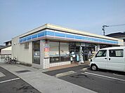 【コンビニエンスストア】ローソン丸亀塩屋町店まで300ｍ