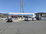 【コンビニエンスストア】ローソン相馬粟津店まで94ｍ