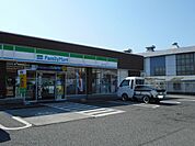 【コンビニエンスストア】ファミリーマート明石八木店まで44ｍ