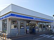 【コンビニエンスストア】ローソン富山新庄町南店まで300ｍ