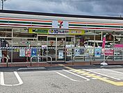【コンビニエンスストア】セブンイレブン小野市役所前店まで1000ｍ