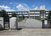 【小学校】八街市立実住小学校まで600ｍ