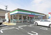【コンビニエンスストア】ファミリーマート　築捨店まで767ｍ