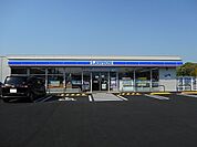 【コンビニエンスストア】ローソン玉津町高津橋店まで600ｍ