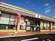 【コンビニエンスストア】セブンイレブン吉田町6丁目店まで500ｍ