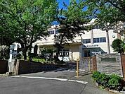 【小学校】秋田市立旭川小学校まで525ｍ