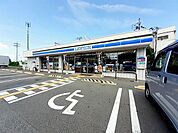 【コンビニエンスストア】ローソン三木福井店まで700ｍ