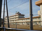【小学校】千坂小学校まで1700ｍ