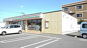 【コンビニエンスストア】セブンイレブン　大分花江川店まで750ｍ