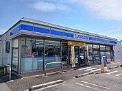 【コンビニエンスストア】ローソン　富士三四軒屋店まで650ｍ